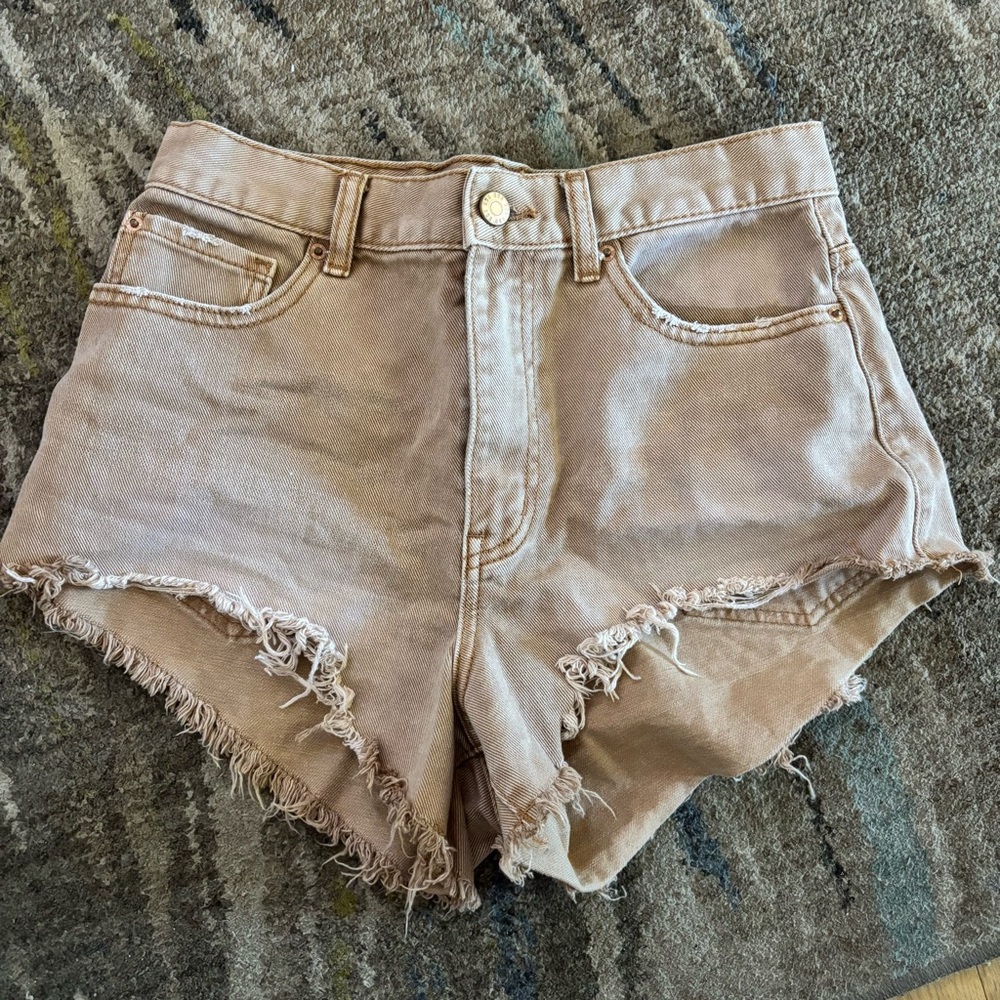BDG cheeky short ❤️🔥